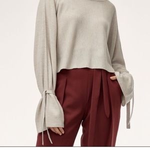 Aritzia Emmy sweater